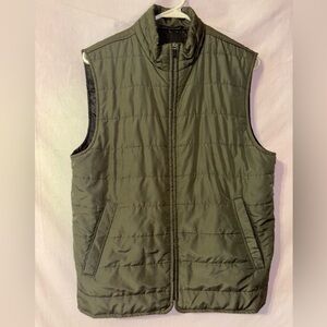 Marc Anthony Men's Olive Quilted Vest